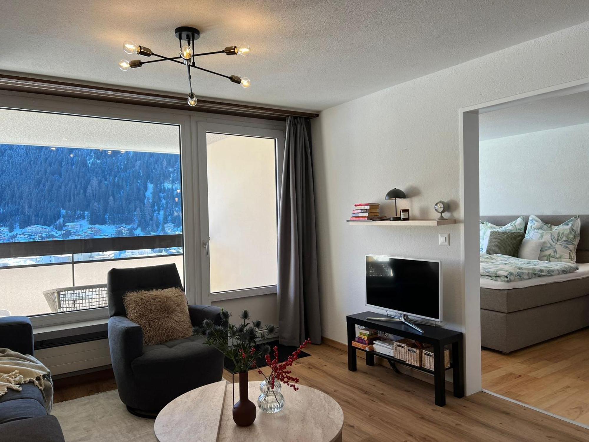 New Renovated Apartment In Center Of Davos Kültér fotó