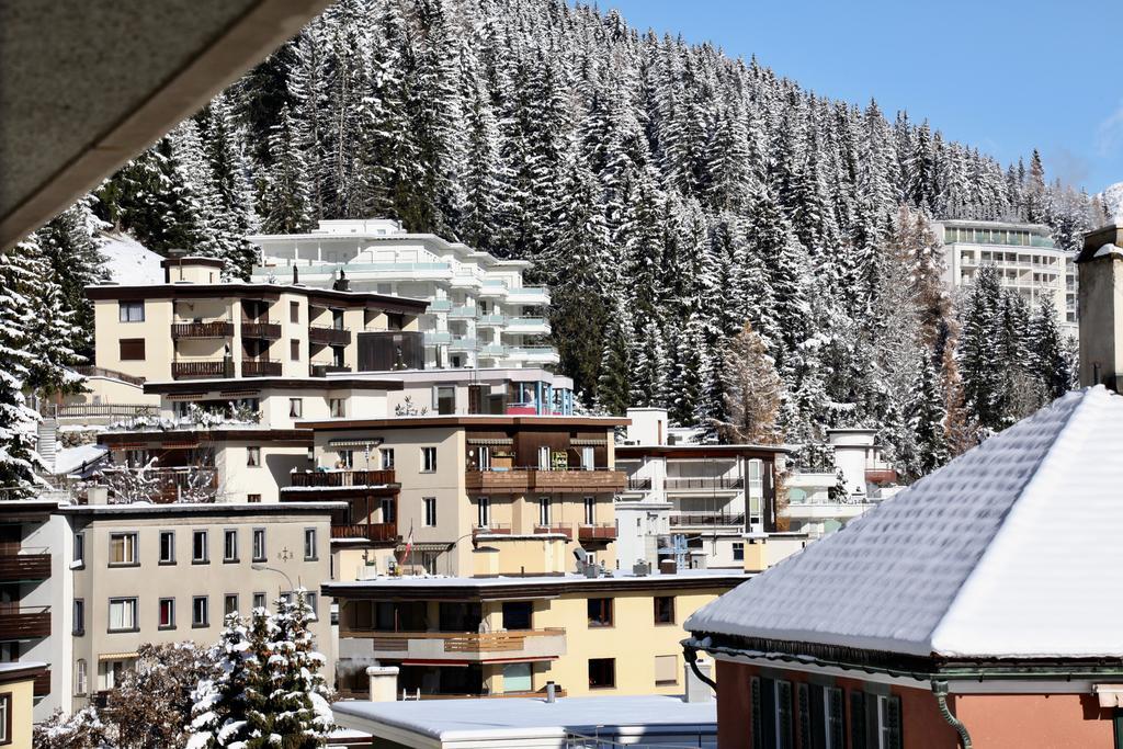 New Renovated Apartment In Center Of Davos Kültér fotó