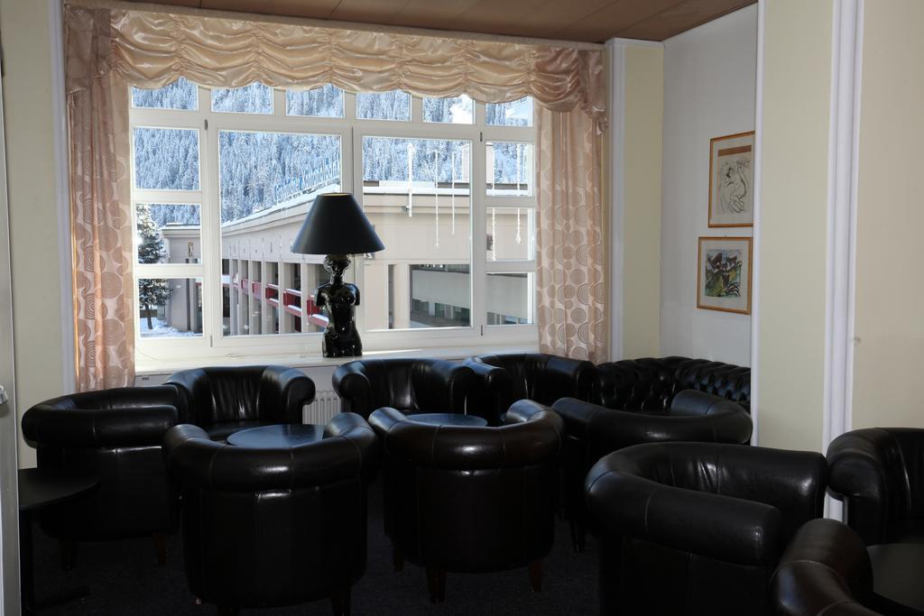 New Renovated Apartment In Center Of Davos Kültér fotó