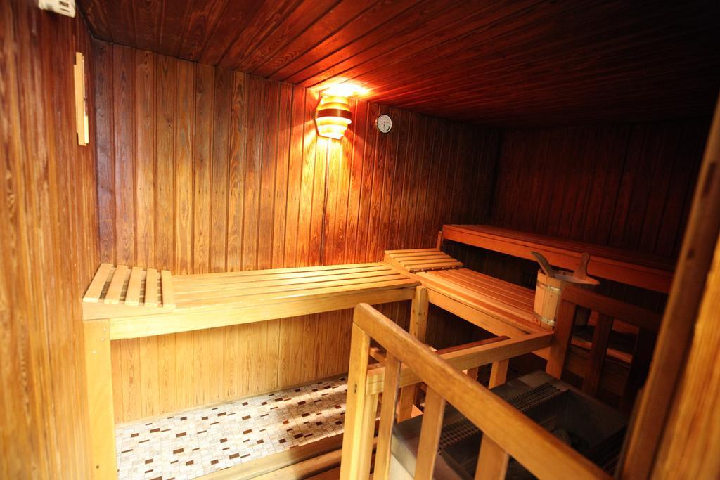 New Renovated Apartment In Center Of Davos Kültér fotó